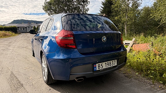 BMW 116d 3 of 14
