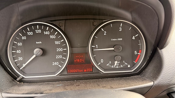 BMW 116d 13 of 14
