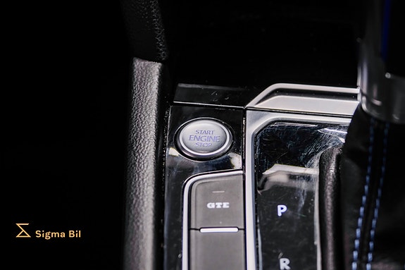 Volkswagen Passat 29 of 30