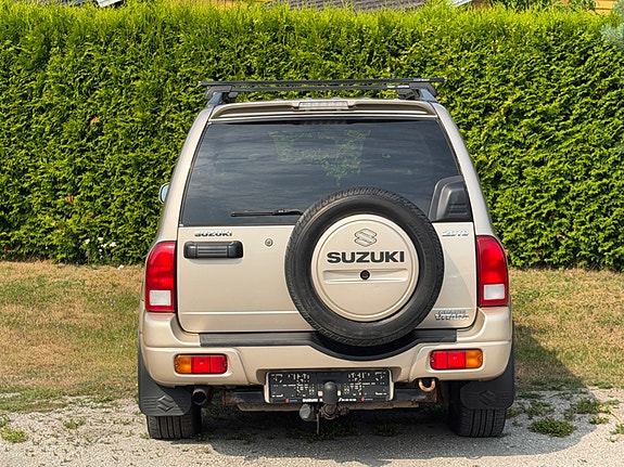 Suzuki Grand Vitara 7 of 18