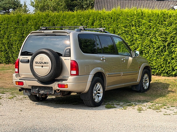 Suzuki Grand Vitara 8 of 18