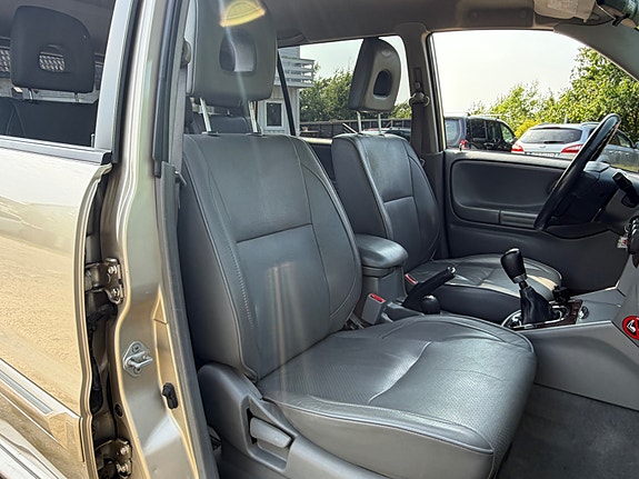 Suzuki Grand Vitara 16 of 18