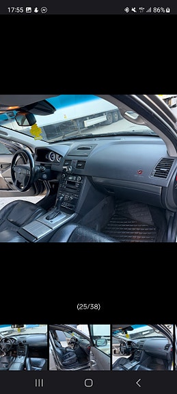 Volvo XC90 14 of 22
