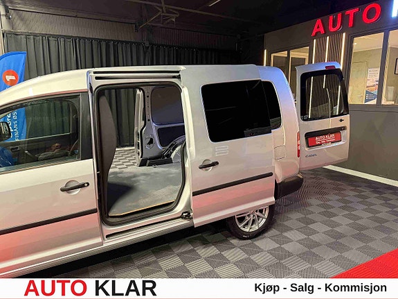 Volkswagen Caddy Maxi 12 of 30