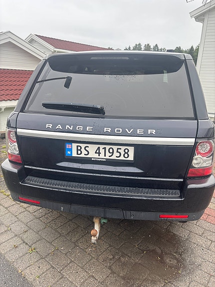 Land Rover Range Rover Sport 2 of 5