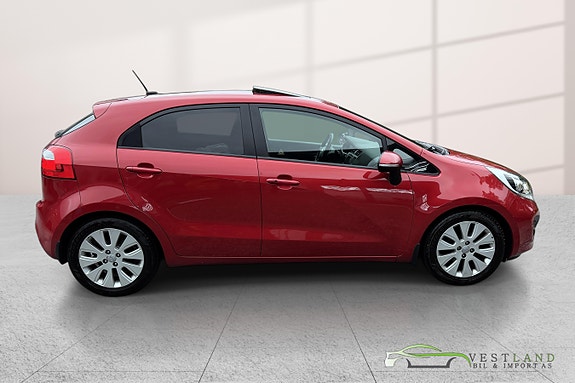 Kia Rio 4 of 5