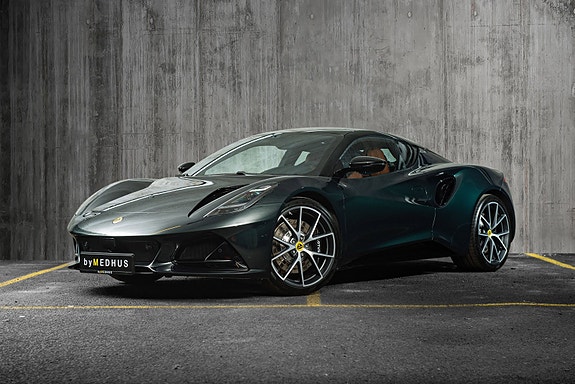 Lotus Emira 3 of 5