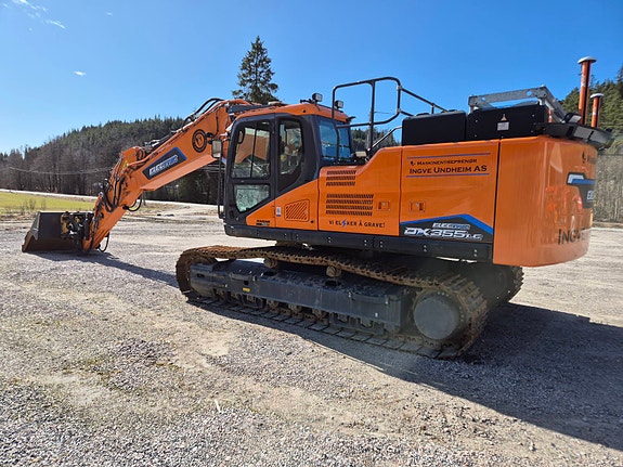 Doosan dx355LC-7 Electric 4 of 16