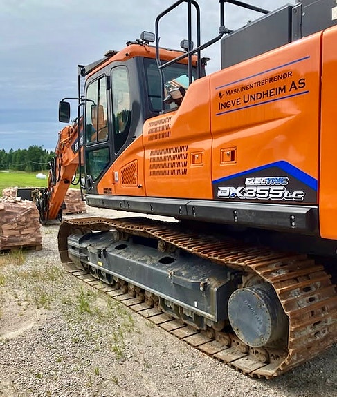 Doosan dx355LC-7 Electric 2 of 16