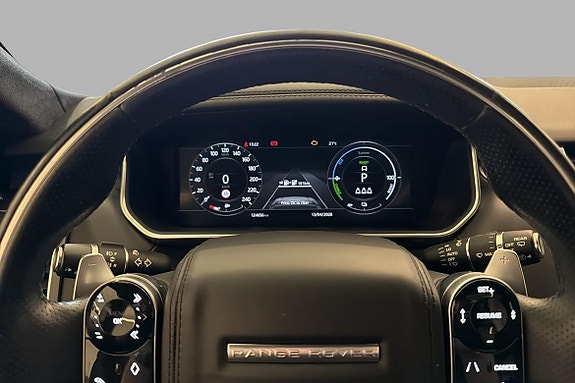 Land Rover Range Rover Sport 9 of 19