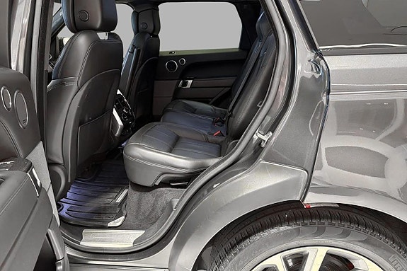 Land Rover Range Rover Sport 6 of 19