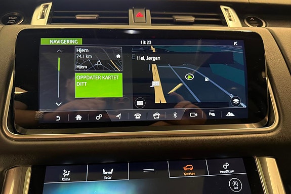 Land Rover Range Rover Sport 13 of 19
