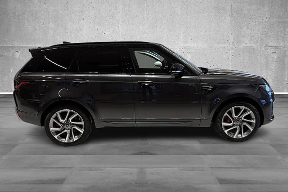 Land Rover Range Rover Sport 4 of 5