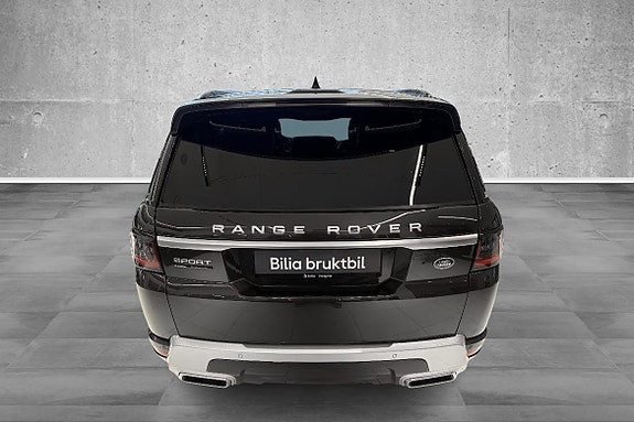 Land Rover Range Rover Sport 15 of 19