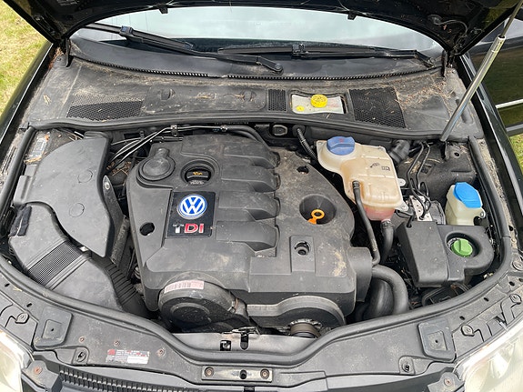 Volkswagen Passat 22 of 24