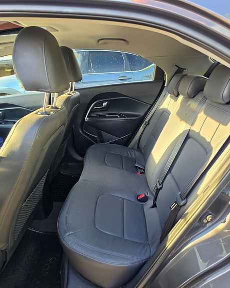 Kia Rio 3 of 5