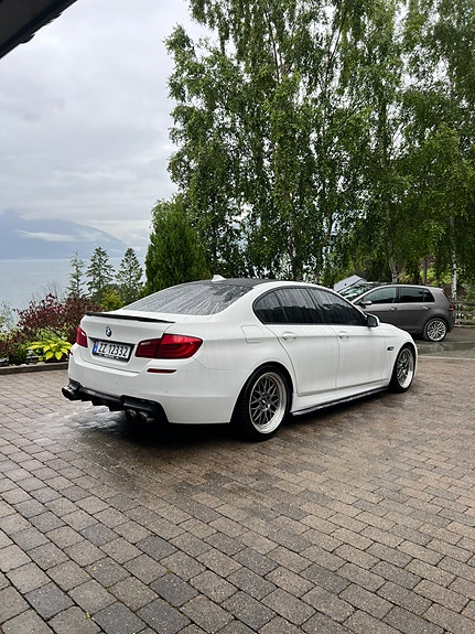BMW 525d 3 of 25