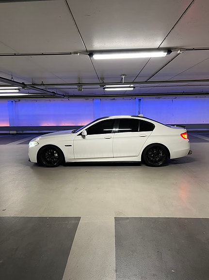 BMW 525d 15 of 25