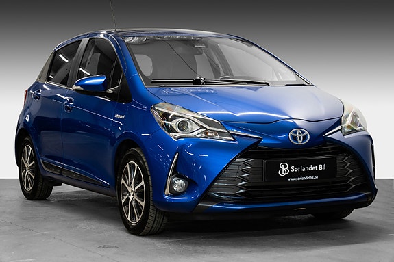 Toyota Yaris 7 of 30