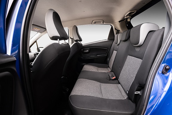 Toyota Yaris 26 of 30