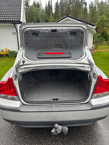 Volvo S60 9 of 12