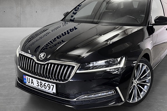 Skoda Superb 4 of 5
