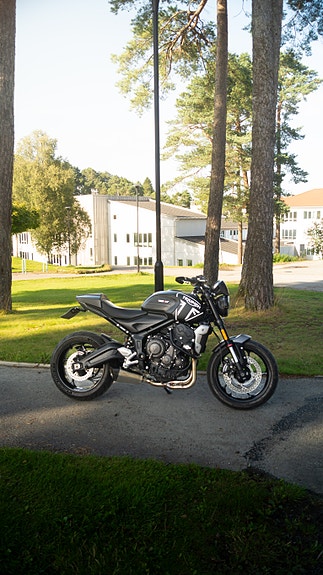 Triumph Trident 660 4 of 19