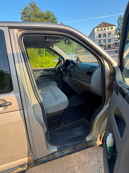 Volkswagen Transporter 13 of 17