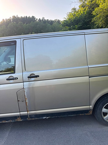 Volkswagen Transporter 6 of 17