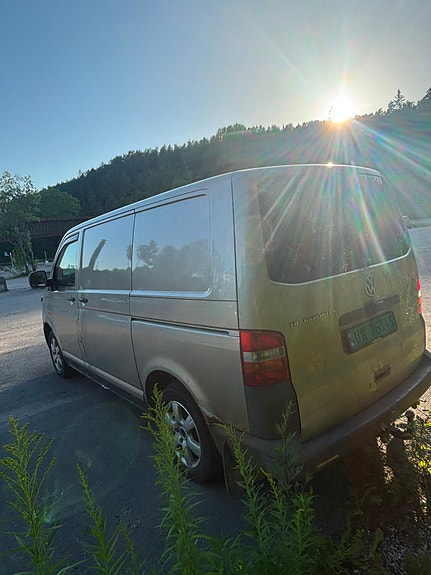 Volkswagen Transporter 11 of 17