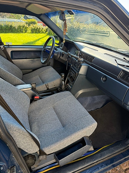 Volvo 740 13 of 20