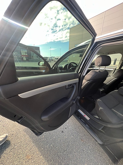 Audi A4 27 of 30