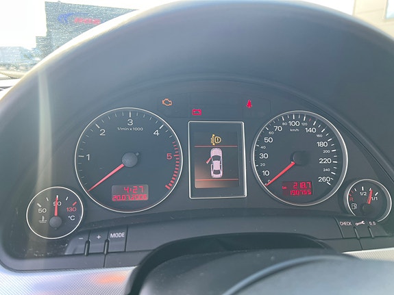 Audi A4 15 of 30