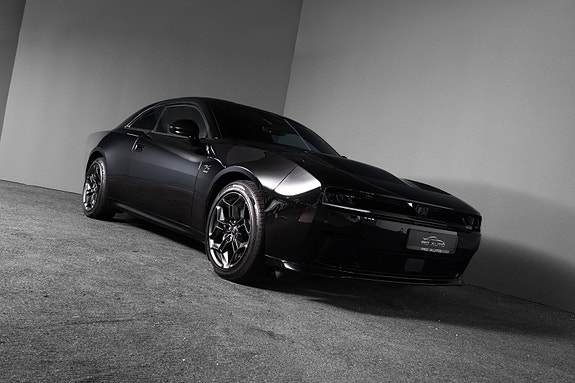 Dodge Charger 8 of 30