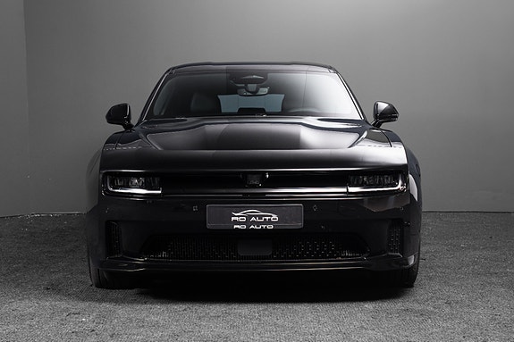 Dodge Charger 3 of 5