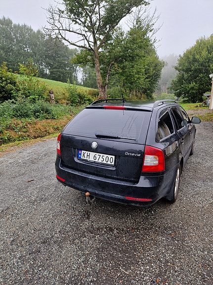 Skoda Octavia 3 of 5