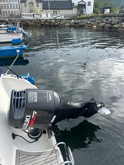 Oceanmaster 605 – 2007 – Suzuki DF150 hk – Velholdt og klar for sjøen 8 of 9