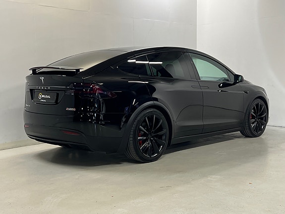 Tesla Model X 10 of 30