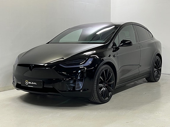 Tesla Model X 3 of 30