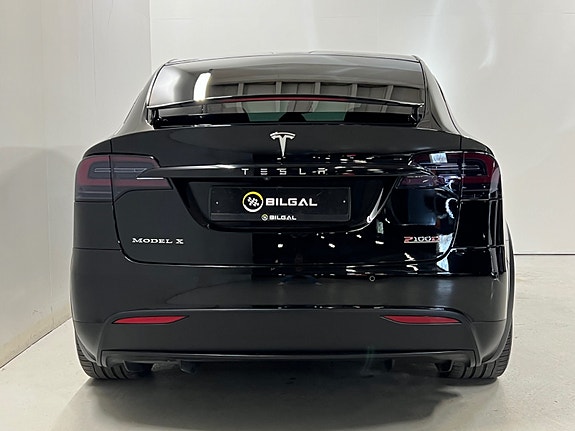 Tesla Model X 8 of 30