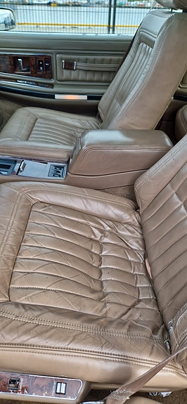 Buick Riviera 18 of 30