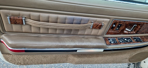 Buick Riviera 19 of 30