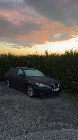 BMW 520d 2 of 2