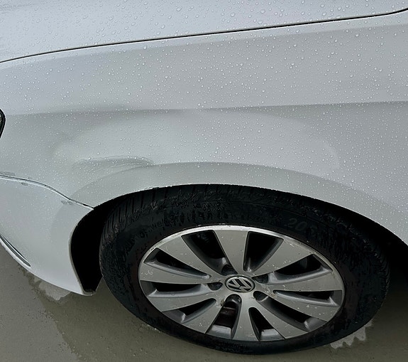 Volkswagen Passat 12 of 12