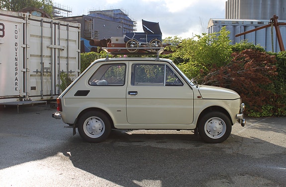 Fiat 126 P 3 of 30