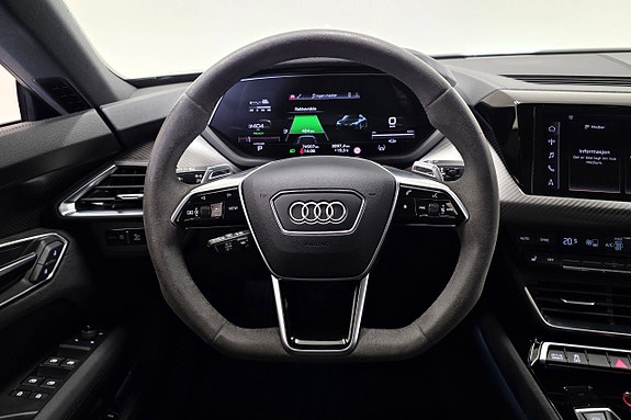 Audi e-tron GT 22 of 30