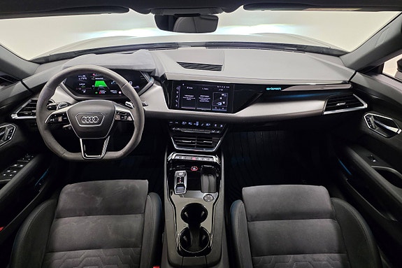 Audi e-tron GT 20 of 30