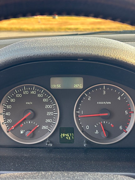 Volvo S40 8 of 9