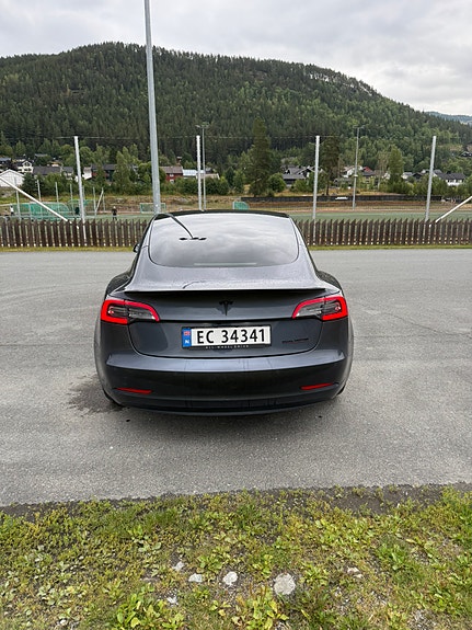 Tesla Model 3 3 of 20