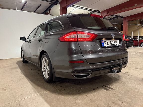 Ford Mondeo 13 of 30